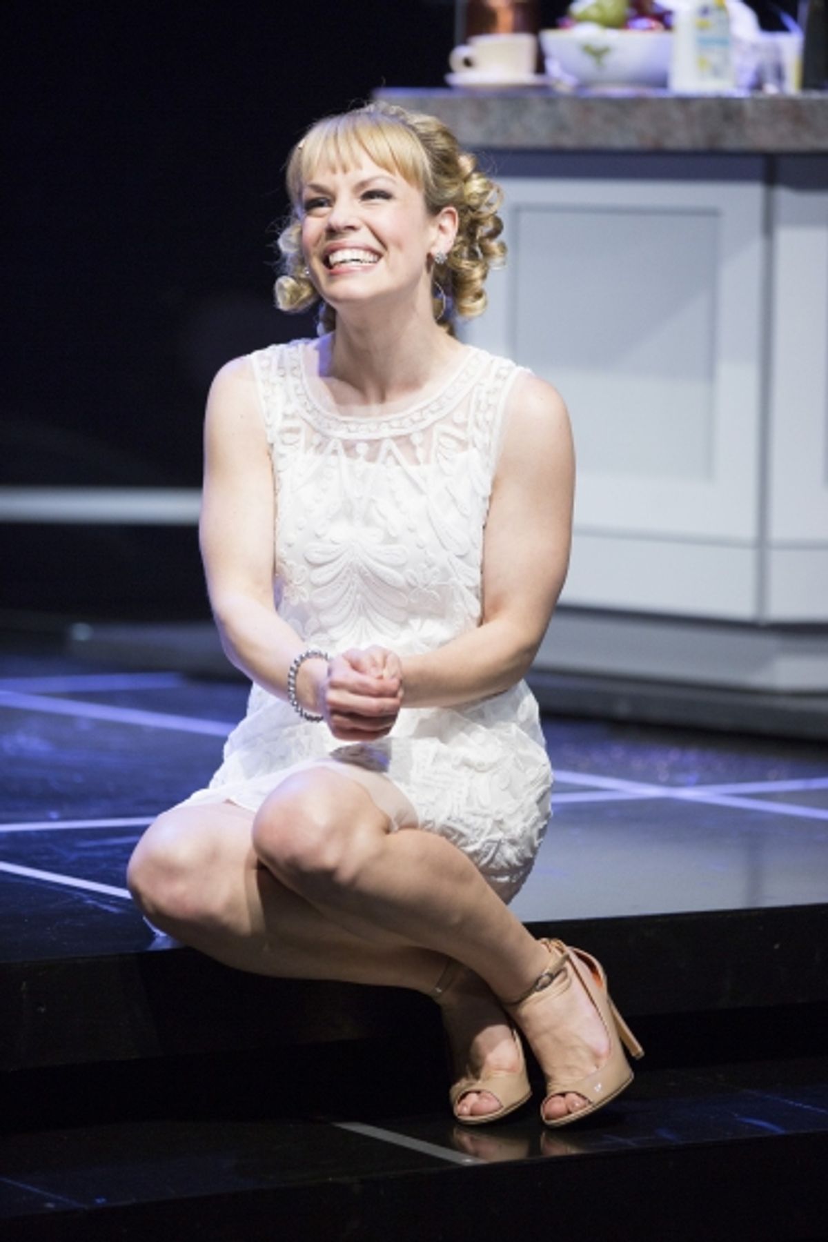 Amy (Erin Weaver) at 