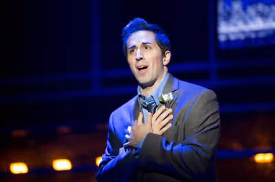 New York bachelor Bobby (Matthew Scott) Photo