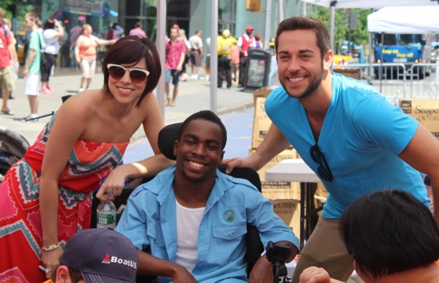 Photo Coverage: Krysta Rodriguez, Zachary Levi & More at BROADWAY ROCKS TIMES SQUARE! Image