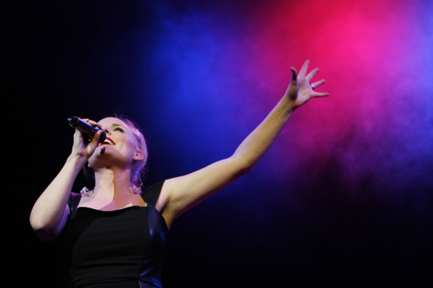 Photo Flash: First Look at THE WEST END MEN at the Vaudeville Theatre  Image