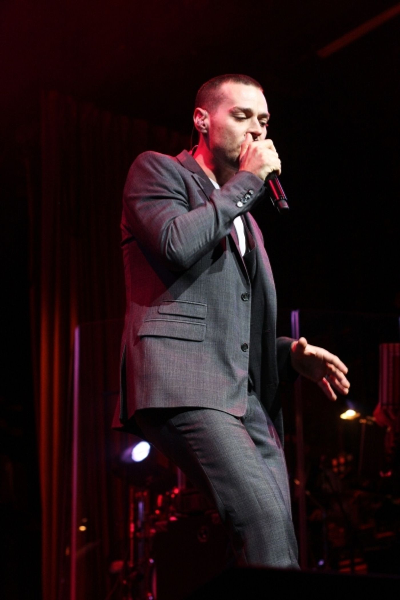 Photo Flash: First Look at THE WEST END MEN at the Vaudeville Theatre  Image