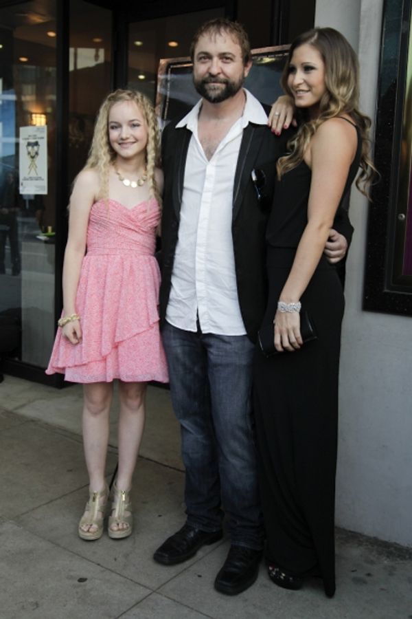  Olivia Cavender, Roze and Gabrielle Stone Photo