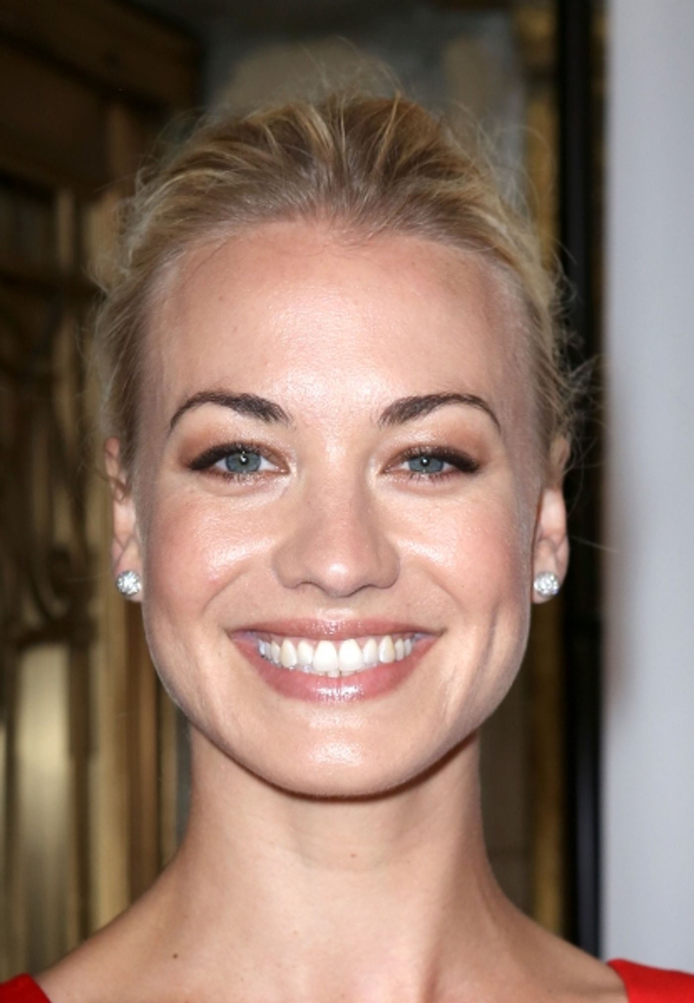 Photo Coverage: On the Red Carpet at the 2013 Theatre World Awards!  Image