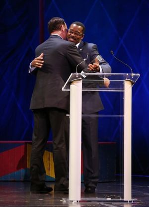 Tom Hanks, Courtney B. Vance @ BroadwayWorld Tom Hanks, Courtney B. Vance Photo