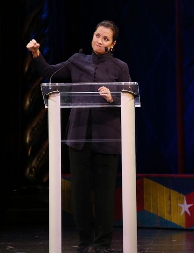 Lea Salonga  Photo