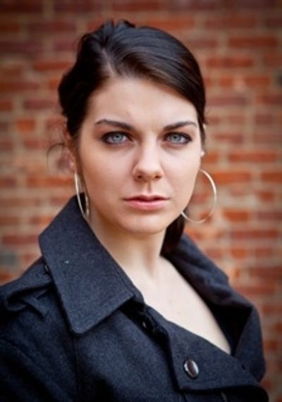 Eliza Hill as Paris
 Photo
