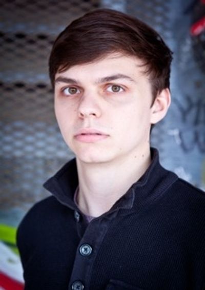 Cody Dericks as Juliet
 Photo