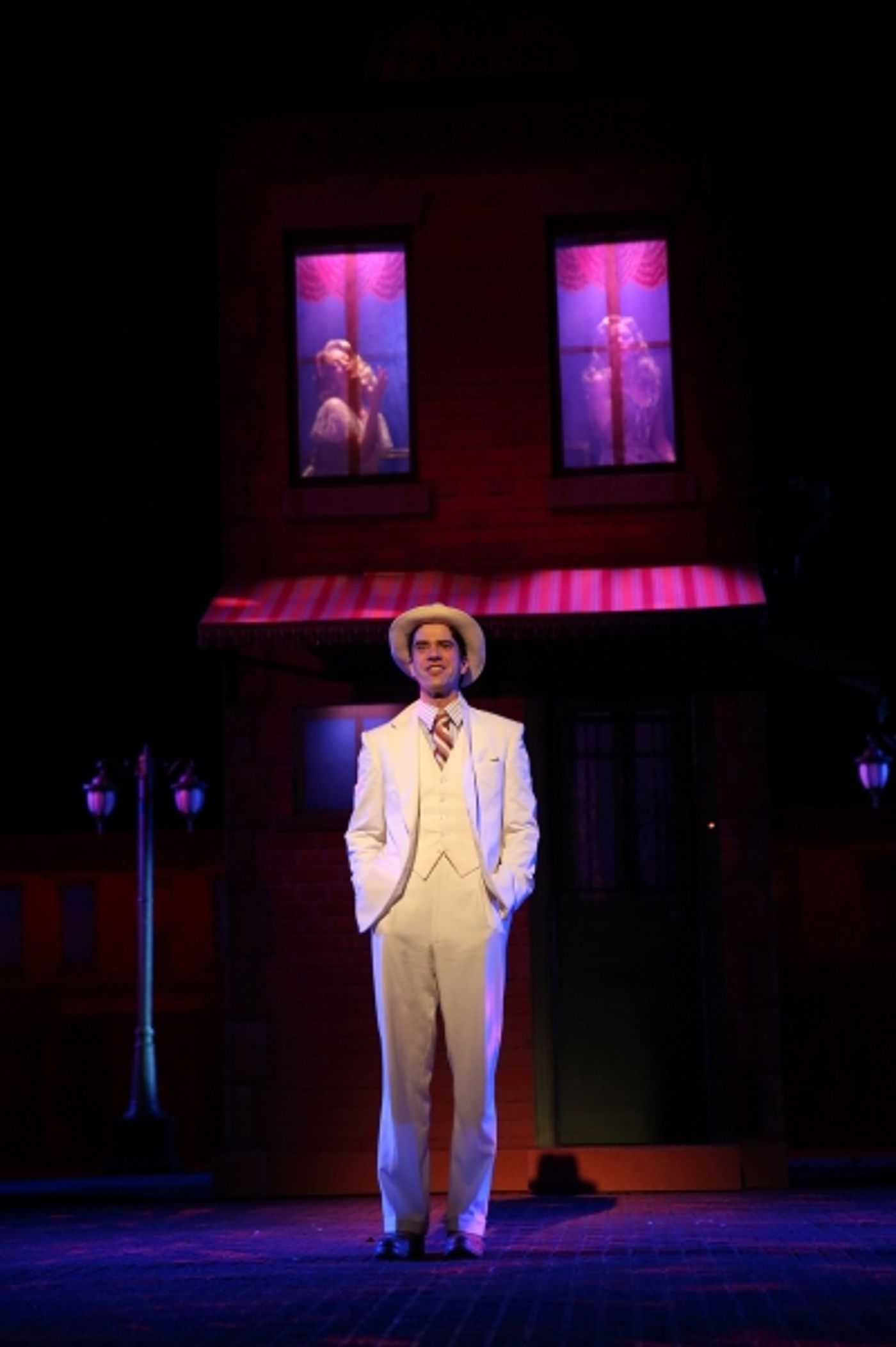 Photo Flash: First Look at Jesse Tyler Ferguson & More in COMEDY OF ERRORS in the Park!  Image