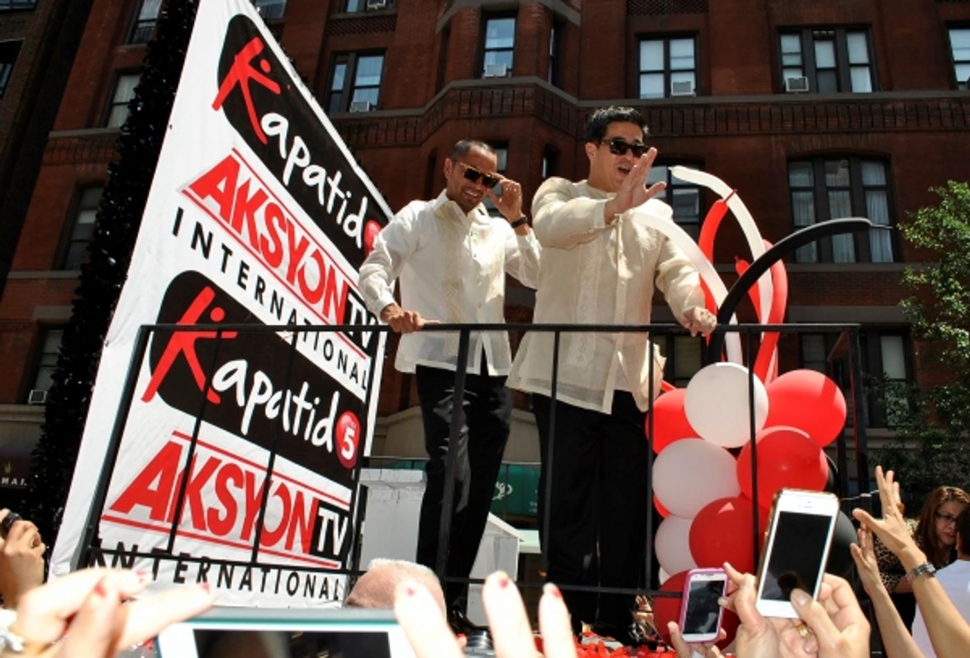 Photos: Filipino Broadway Stars, New Yorkers Celebrate 115th PH Independence Day Image
