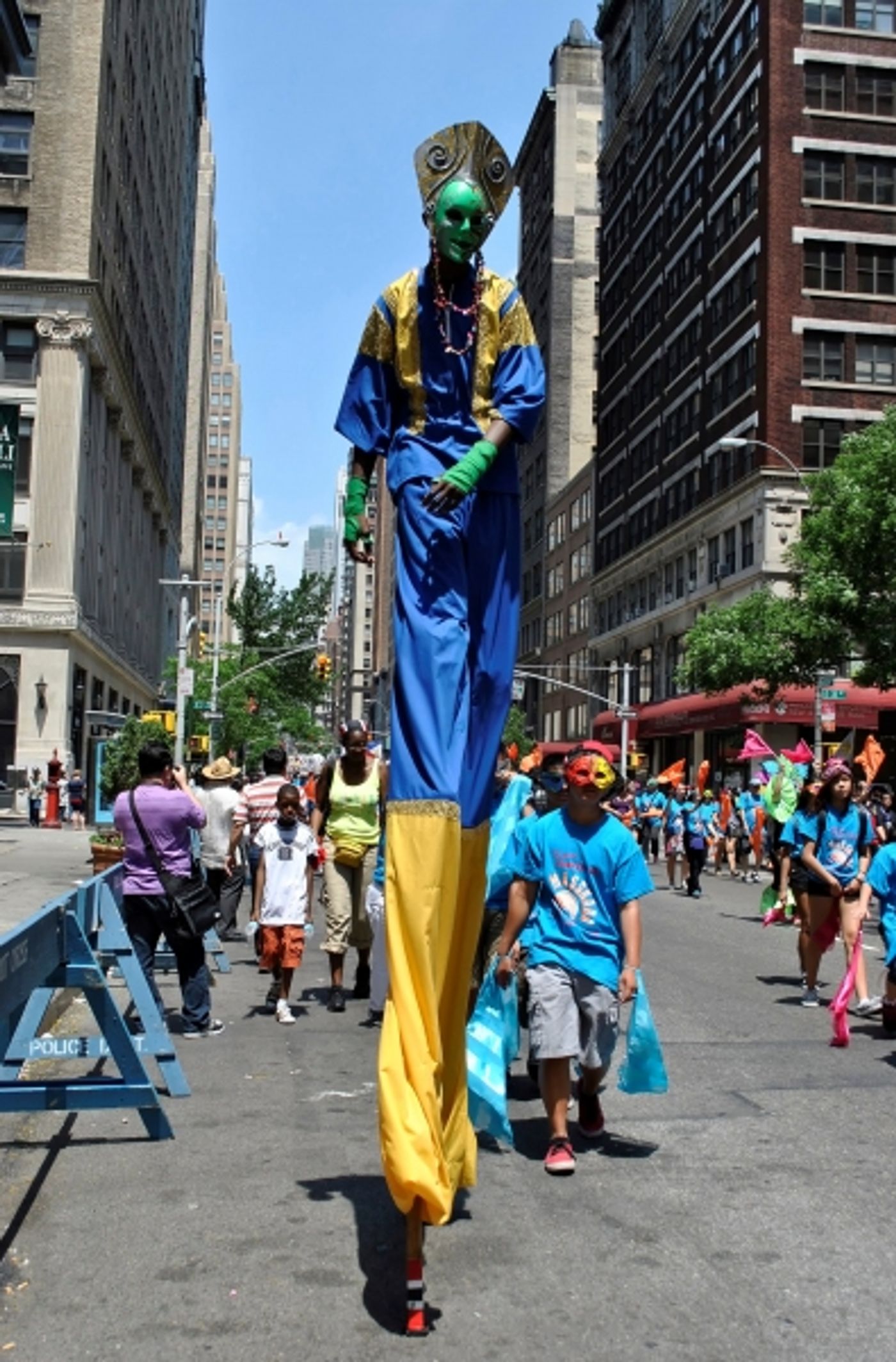 Photos: Filipino Broadway Stars, New Yorkers Celebrate 115th PH Independence Day Image