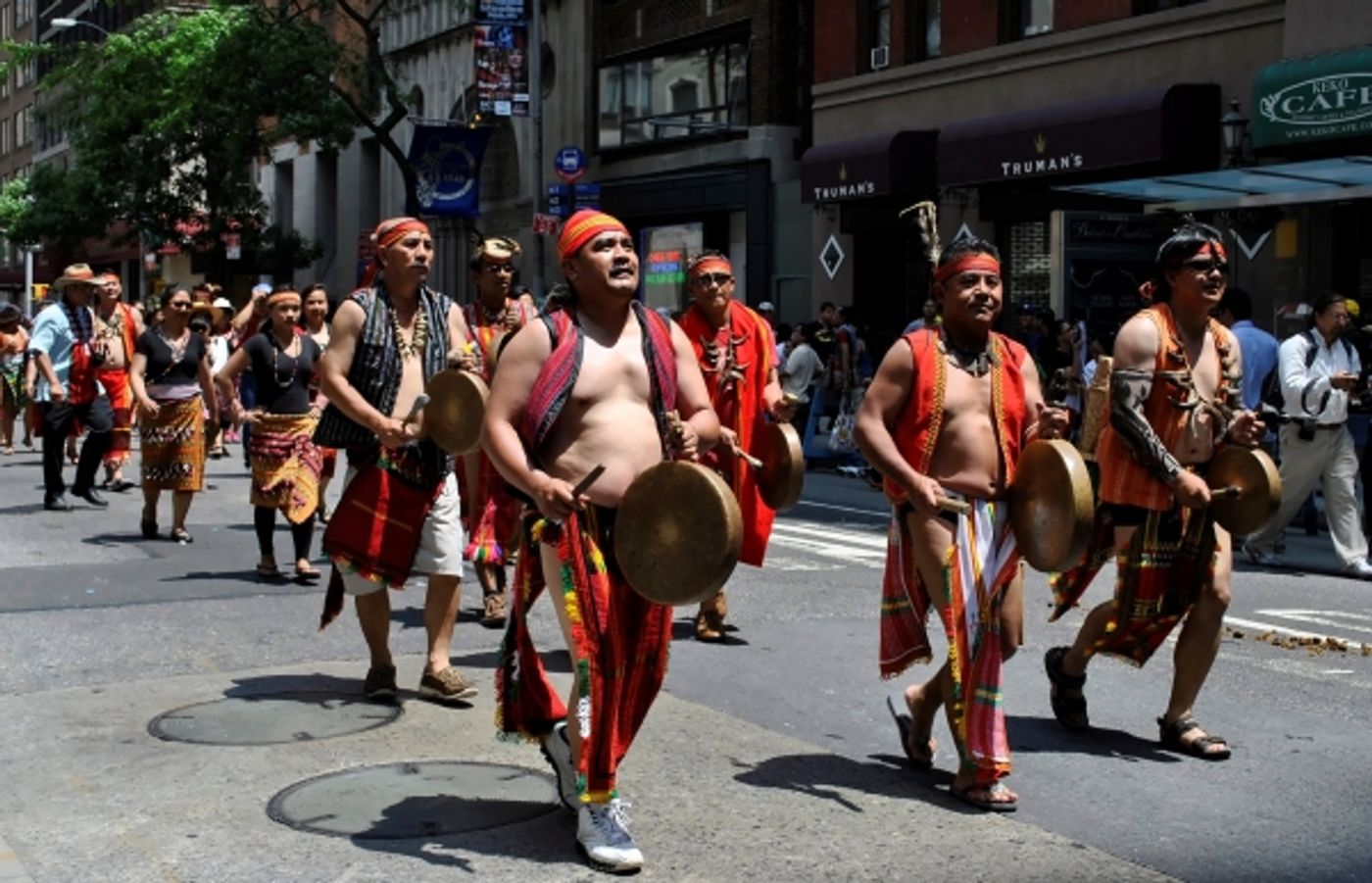 Photos: Filipino Broadway Stars, New Yorkers Celebrate 115th PH Independence Day Image
