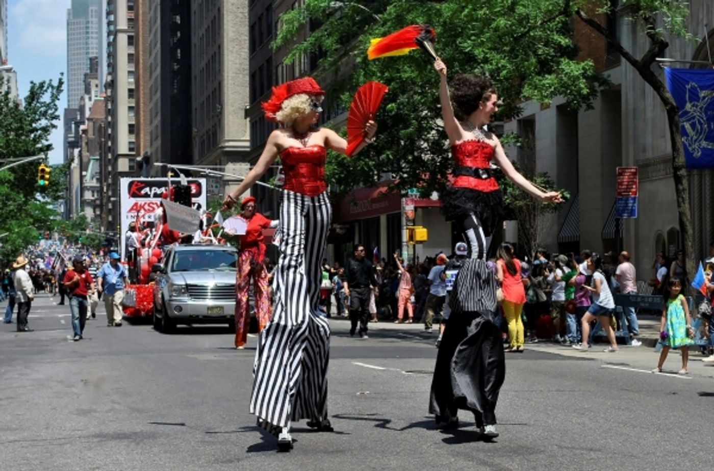 Photos: Filipino Broadway Stars, New Yorkers Celebrate 115th PH Independence Day Image