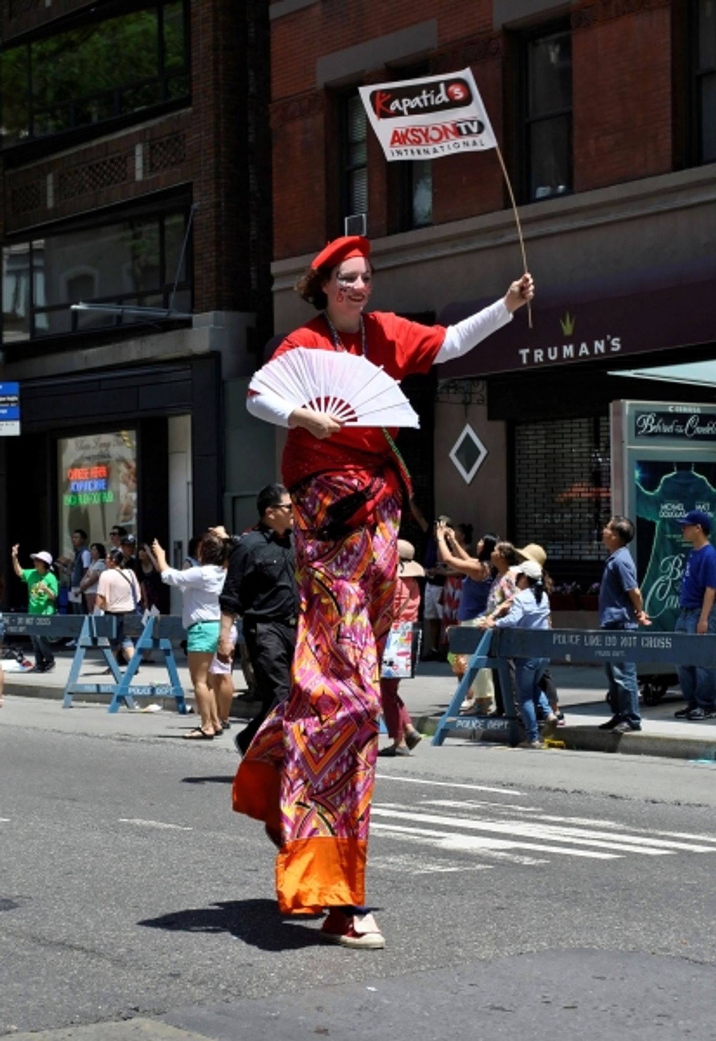 Photos: Filipino Broadway Stars, New Yorkers Celebrate 115th PH Independence Day Image