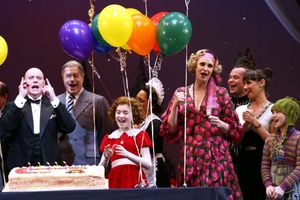 Anthony Warlow, Merwin Foard, Lilla Crawford & the cast @ BroadwayWorld Anthony Warlow, Merwin Foard, Lilla Crawford & the cast Photo