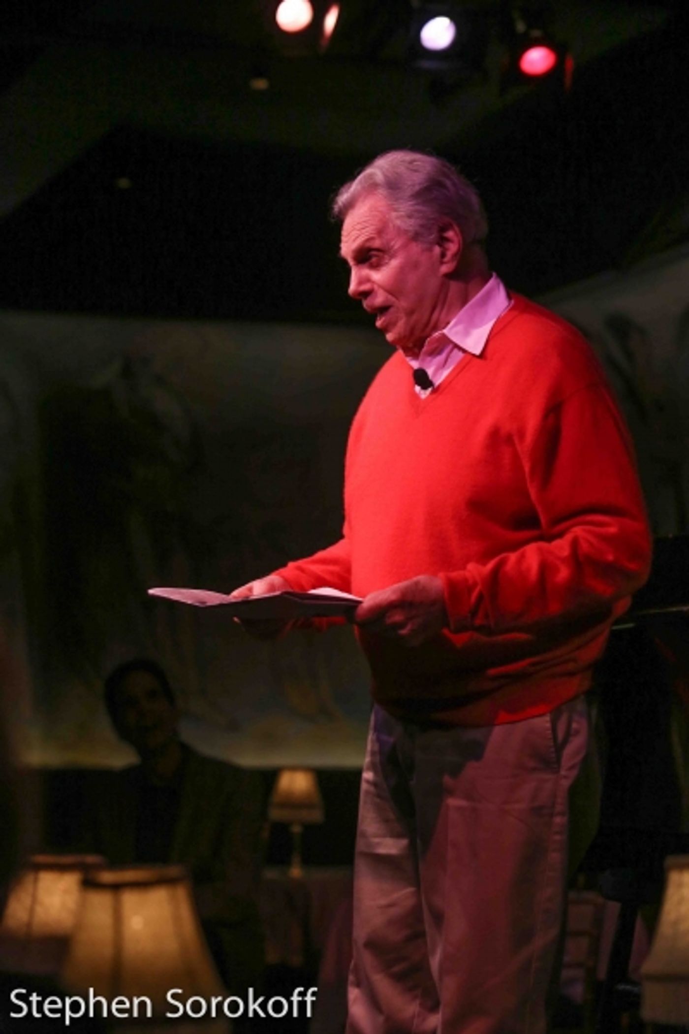 Photo Coverage: Mort Sahl Visits Cafe Carlyle  Image