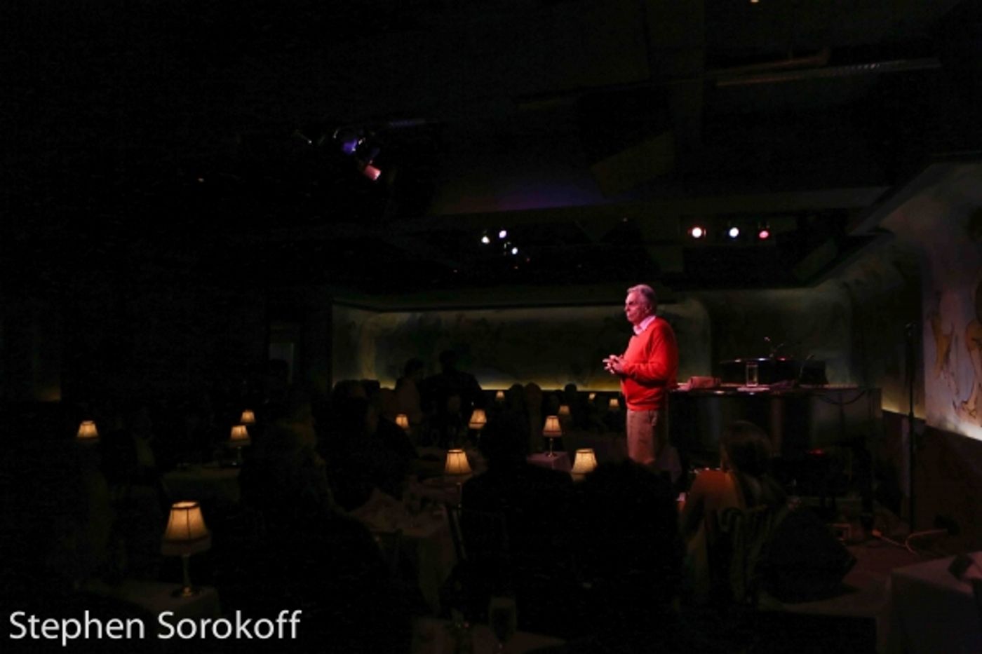 Photo Coverage: Mort Sahl Visits Cafe Carlyle  Image