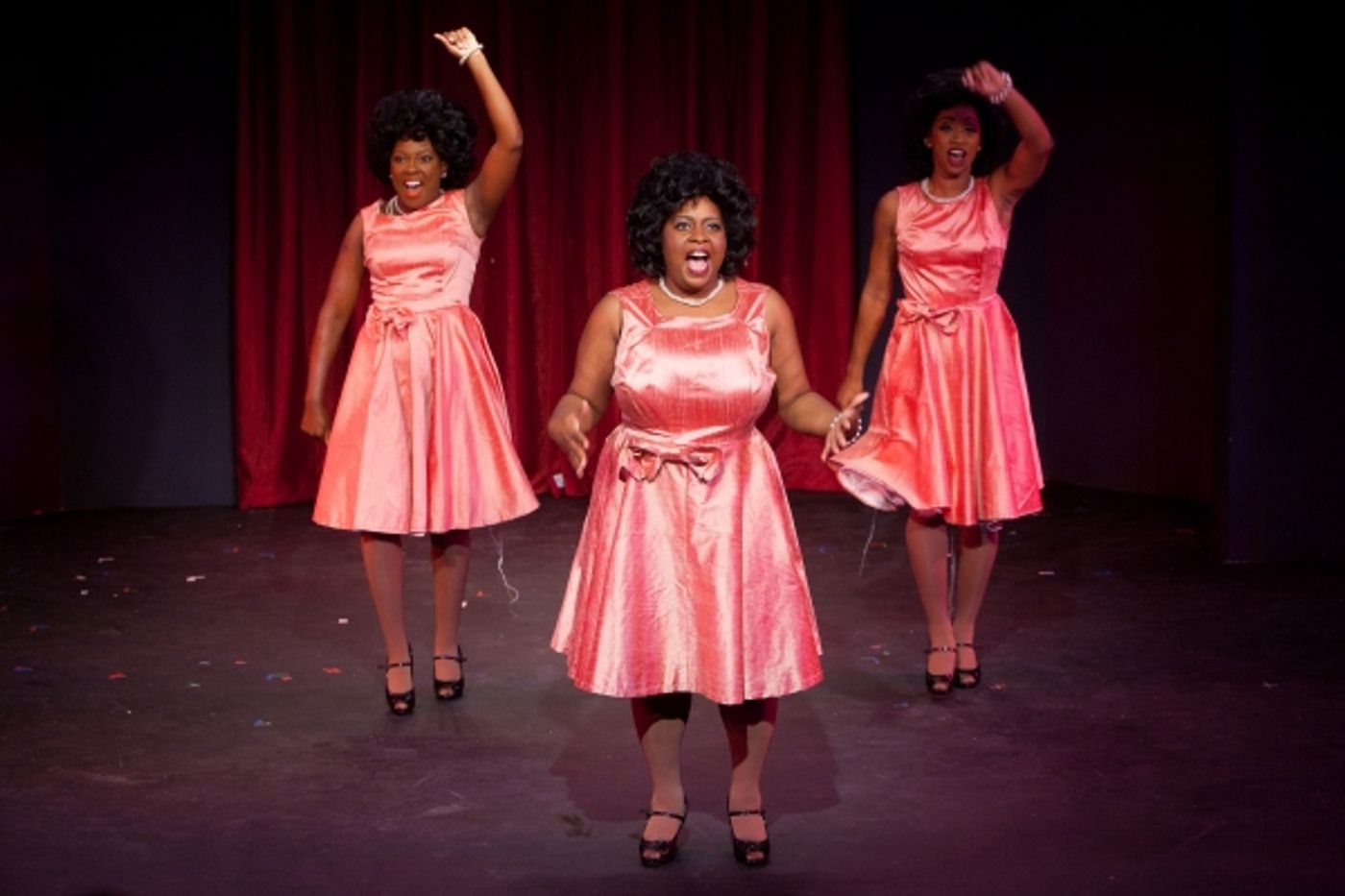 Photo Flash: First Look at Mad Cow Theatre's DREAMGIRLS, Opening Tonight  Image