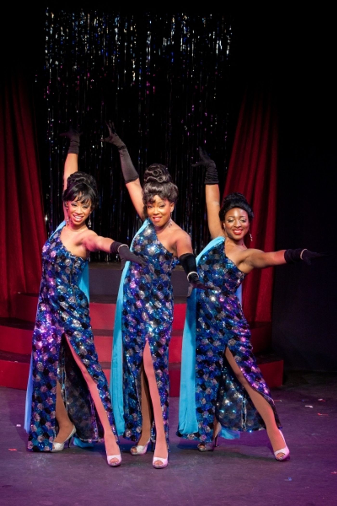 Photo Flash: First Look at Mad Cow Theatre's DREAMGIRLS, Opening Tonight  Image