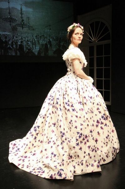 Leah Curney as Mary Todd Lincoln Photo