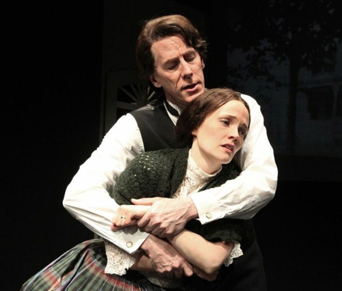 Steven Hauck as Abraham Lincoln and Leah Curney as Mary Todd Lincoln at 