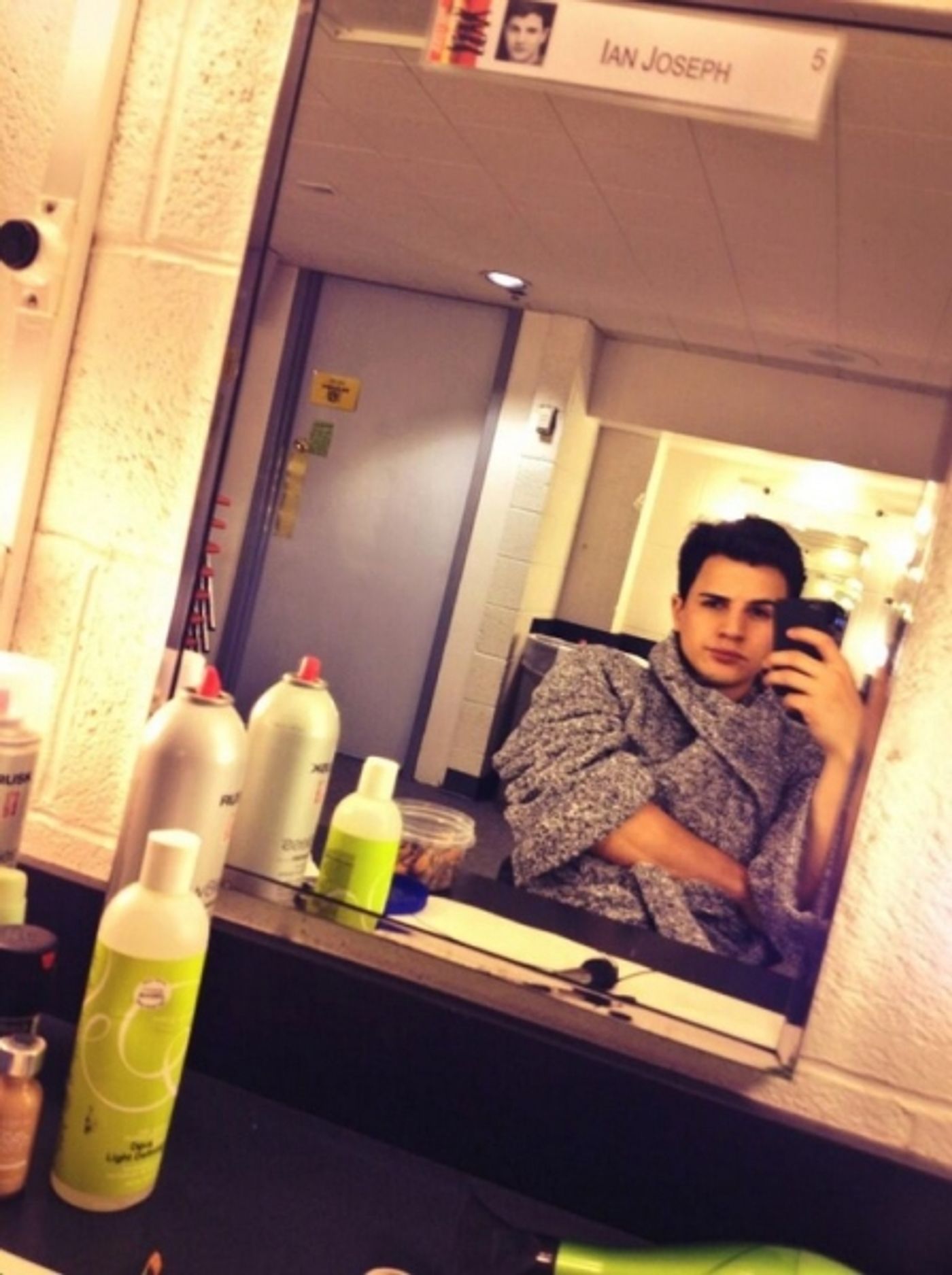 Photo Flash: Saturday Intermission Pics, June 8 - KINKY BOOTS, BOOK OF MORMON and More Prep for the Tonys! Image