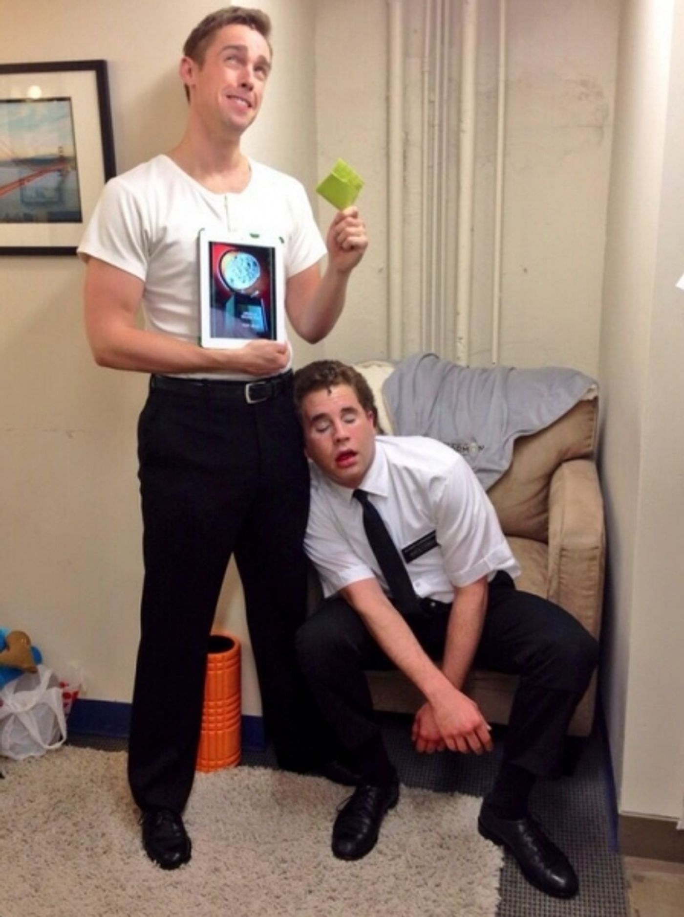 Photo Flash: Saturday Intermission Pics, June 8, Part 2 - NEWSIES Celebrates 500 Performances, and the Tony Prepping Continues! Image