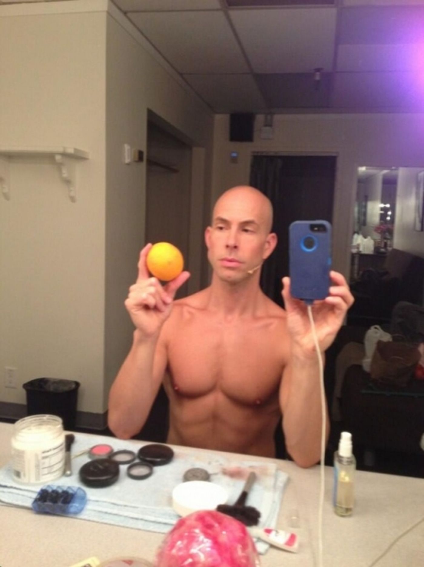 Photo Flash: Saturday Intermission Pics, June 8, Part 2 - NEWSIES Celebrates 500 Performances, and the Tony Prepping Continues! Image