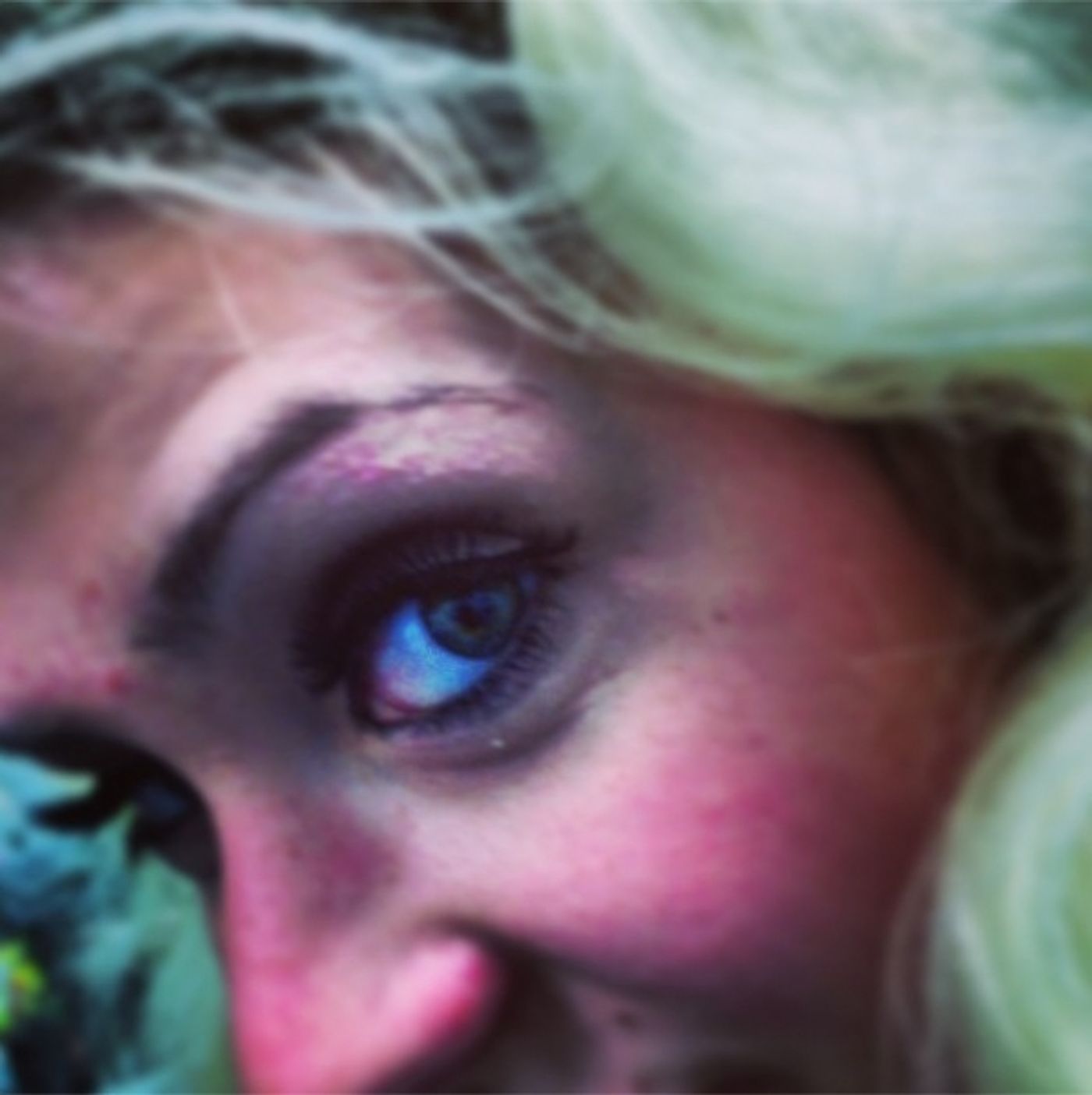 Photo Flash: Saturday Intermission Pics, June 8, Part 2 - NEWSIES Celebrates 500 Performances, and the Tony Prepping Continues! Image