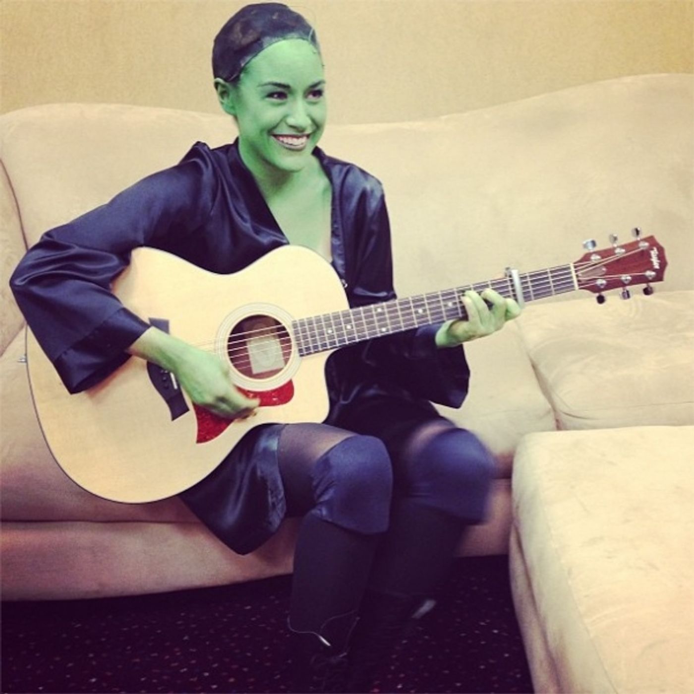 Photo Flash: Saturday Intermission Pics, June 8, Part 2 - NEWSIES Celebrates 500 Performances, and the Tony Prepping Continues! Image