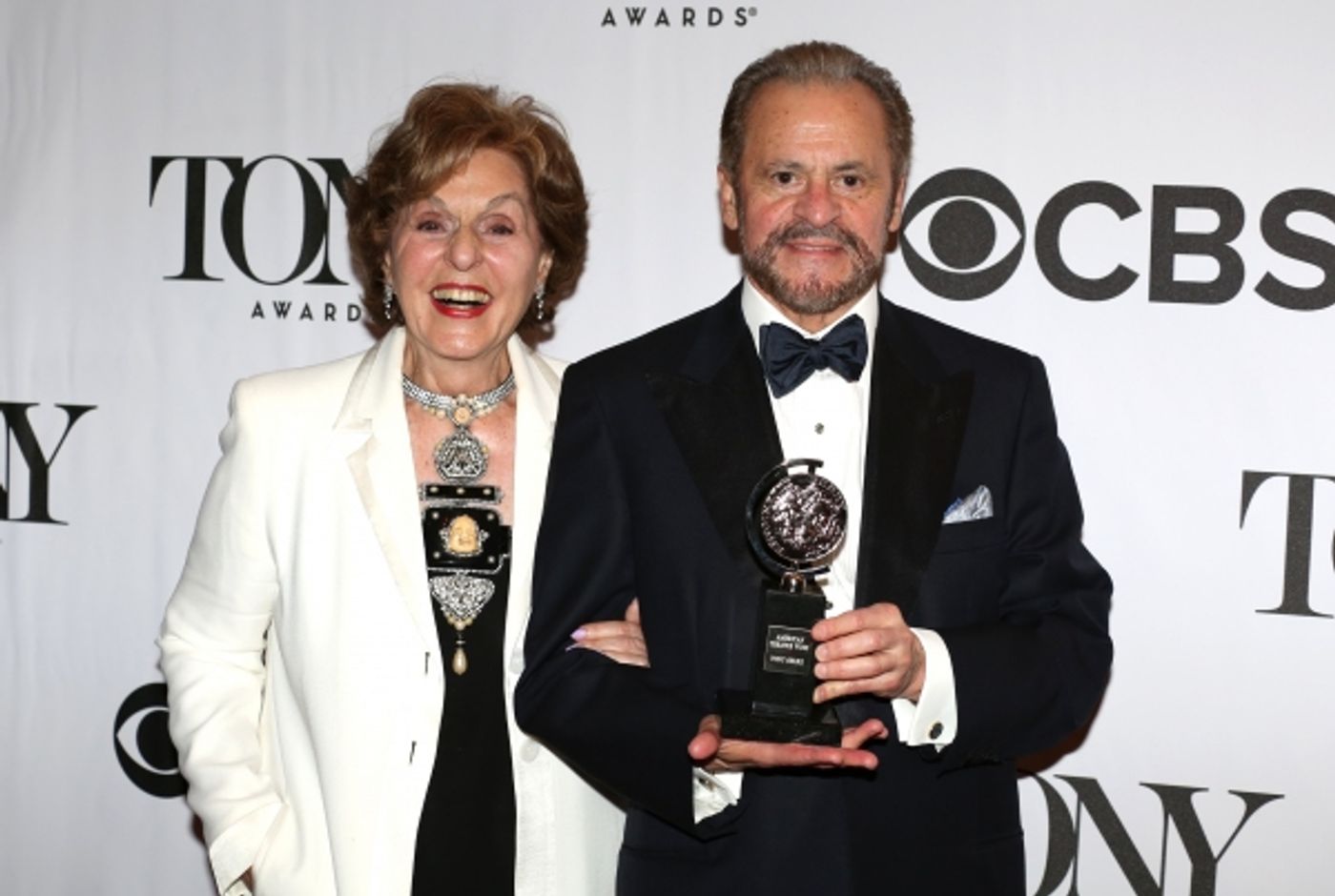 Photo Coverage: Full Access! Inside the 2013 Tony Award Winners Room!  Image