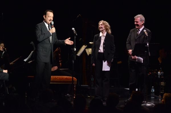Tom Hanks, Charlotte Moore, Ciaran O''Reilly Photo