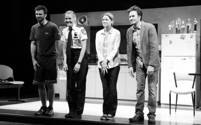 Fred Weller, Leslie Bibb, Jenna Fischer, Josh Hamilton Photo