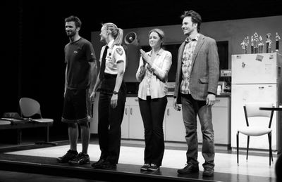 Fred Weller, Leslie Bibb, Jenna Fischer, Josh Hamilton  Photo