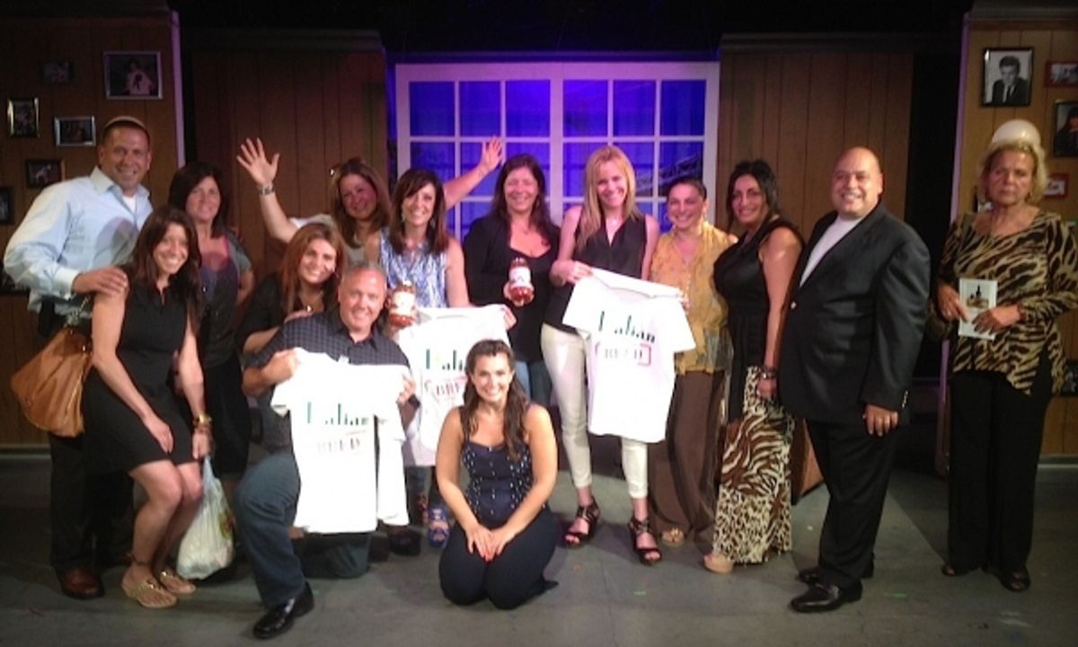 Guyon Rescue Staff and Volunteers with Candice Guardino at 