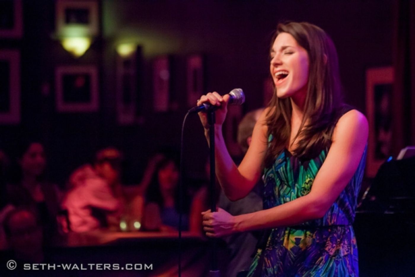 Photo Flash: Kelli Barrett, Patti Murin and More Celebrate Adele in THE POP SHOW at Birdland  Image