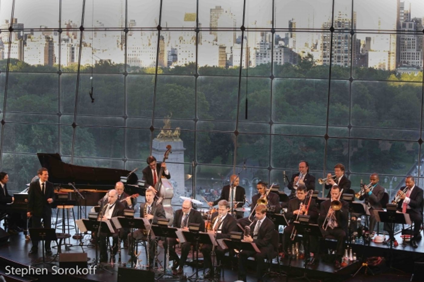 Photo Coverage: Michael Feinstein Brings SWINGING WITH THE BIG BANDS to Jazz At Lincoln Center  Image
