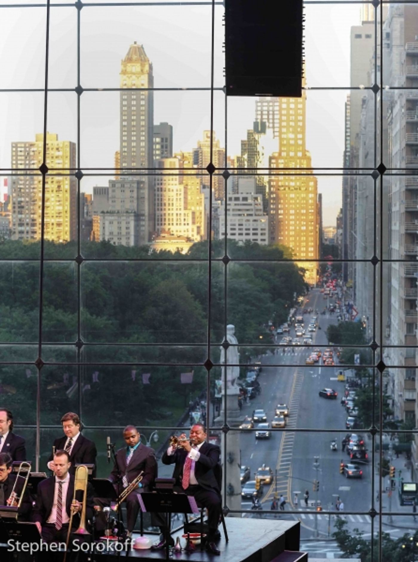 Photo Coverage: Michael Feinstein Brings SWINGING WITH THE BIG BANDS to Jazz At Lincoln Center  Image