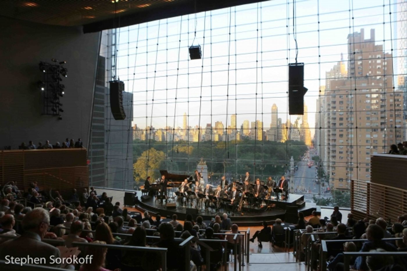 Photo Coverage: Michael Feinstein Brings SWINGING WITH THE BIG BANDS to Jazz At Lincoln Center  Image