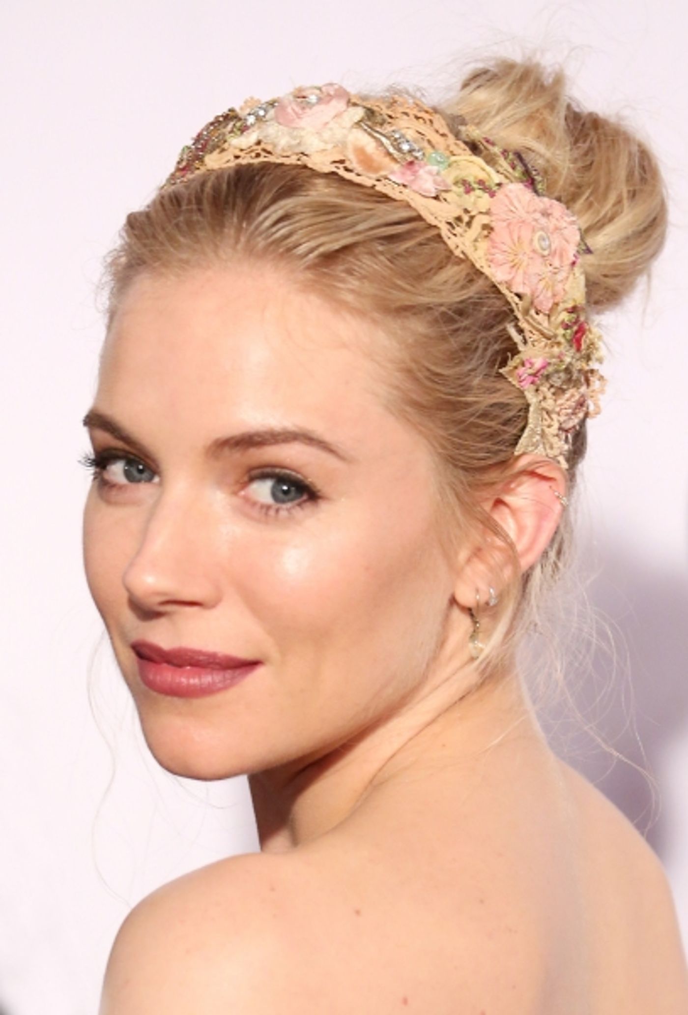 Photo Coverage: Tony's Red Carpet Special- The Best Hair, Makeup & Bling- Part 1!  Image
