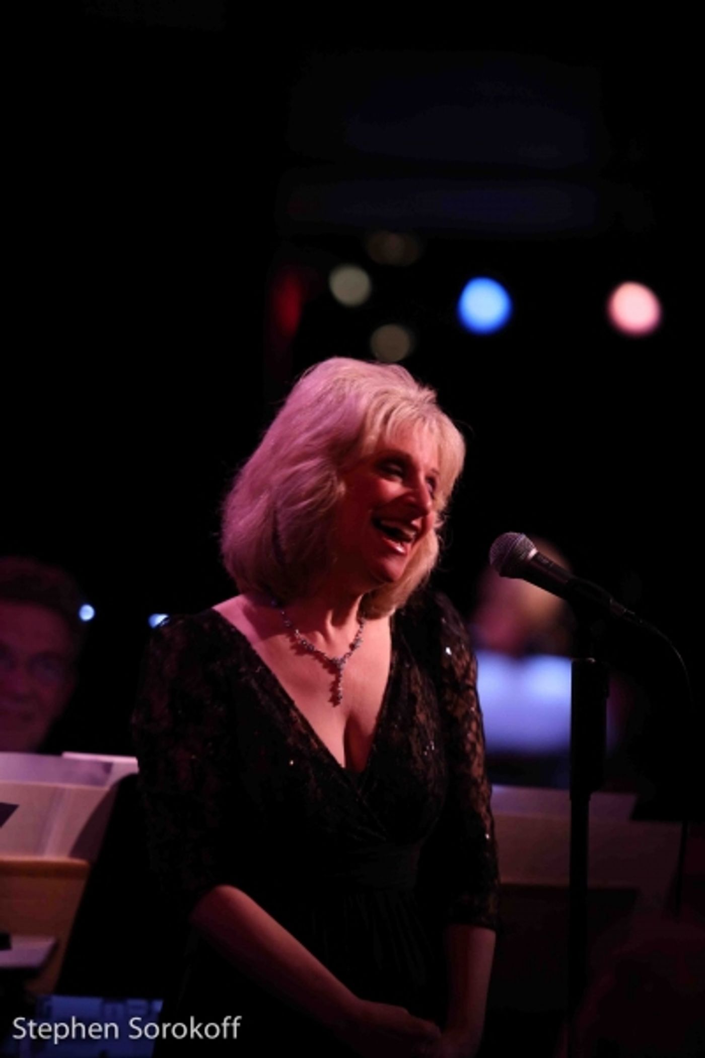 Photo Coverage: Julie Budd Brings SHOW-STOPPER to Metropolitan Room  Image