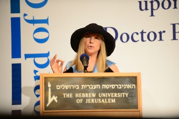 Photo Flash: Barbra Streisand Accepts Honorary Degree from Hebrew University of Jerusalem  Image