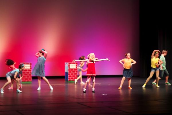 Alexandra Cseke and Company Photo