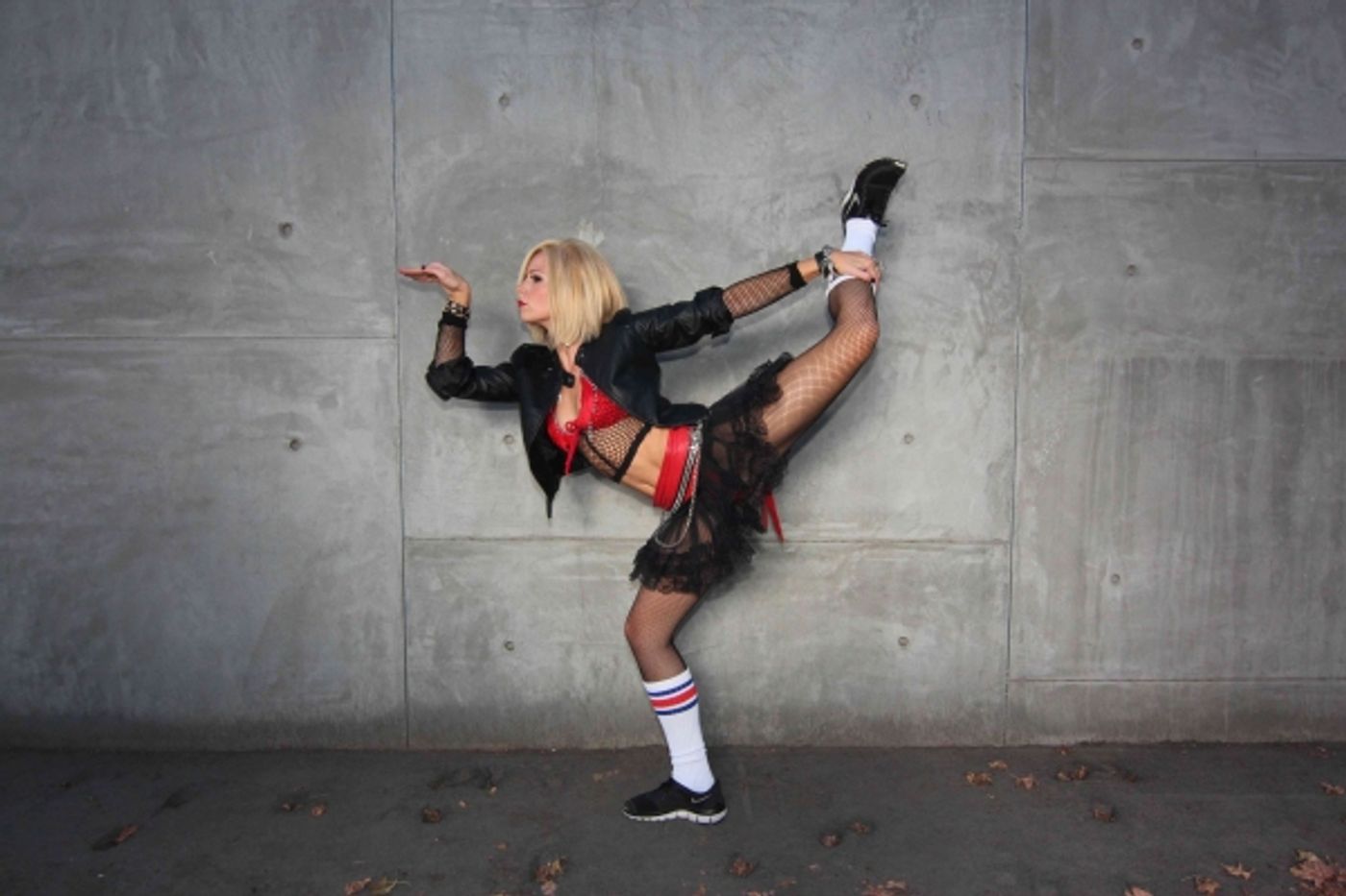 Photo Flash: Meet the Cast of Cassidy Lunnen and Sarah Jayne Jensen's NASTY GIRLS TV Pilot  Image