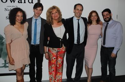 Michelle Beck, Daniel Pearle, Caroline Aaron, Peter Grosz, Carla Gugino and Evan Cabn Photo