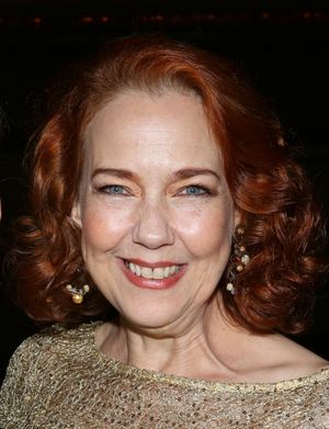 Harriet Harris Photo