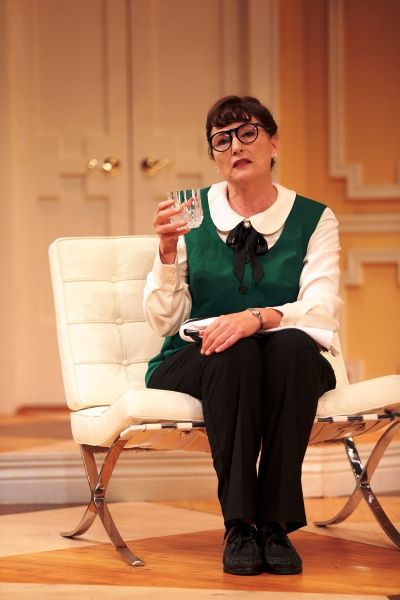 Nora Dunn Photo