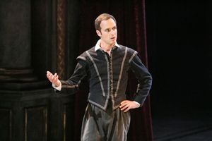 Jay Whittaker as Guildenstern Photo