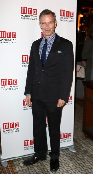 Arnie Burton @ BroadwayWorld Arnie Burton Photo