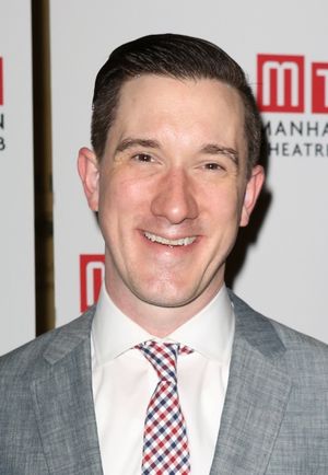 Carson Elrod @ BroadwayWorld Carson Elrod Photo