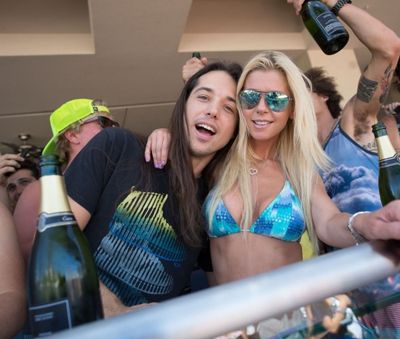 Tara Reid with her boyfriend Photo